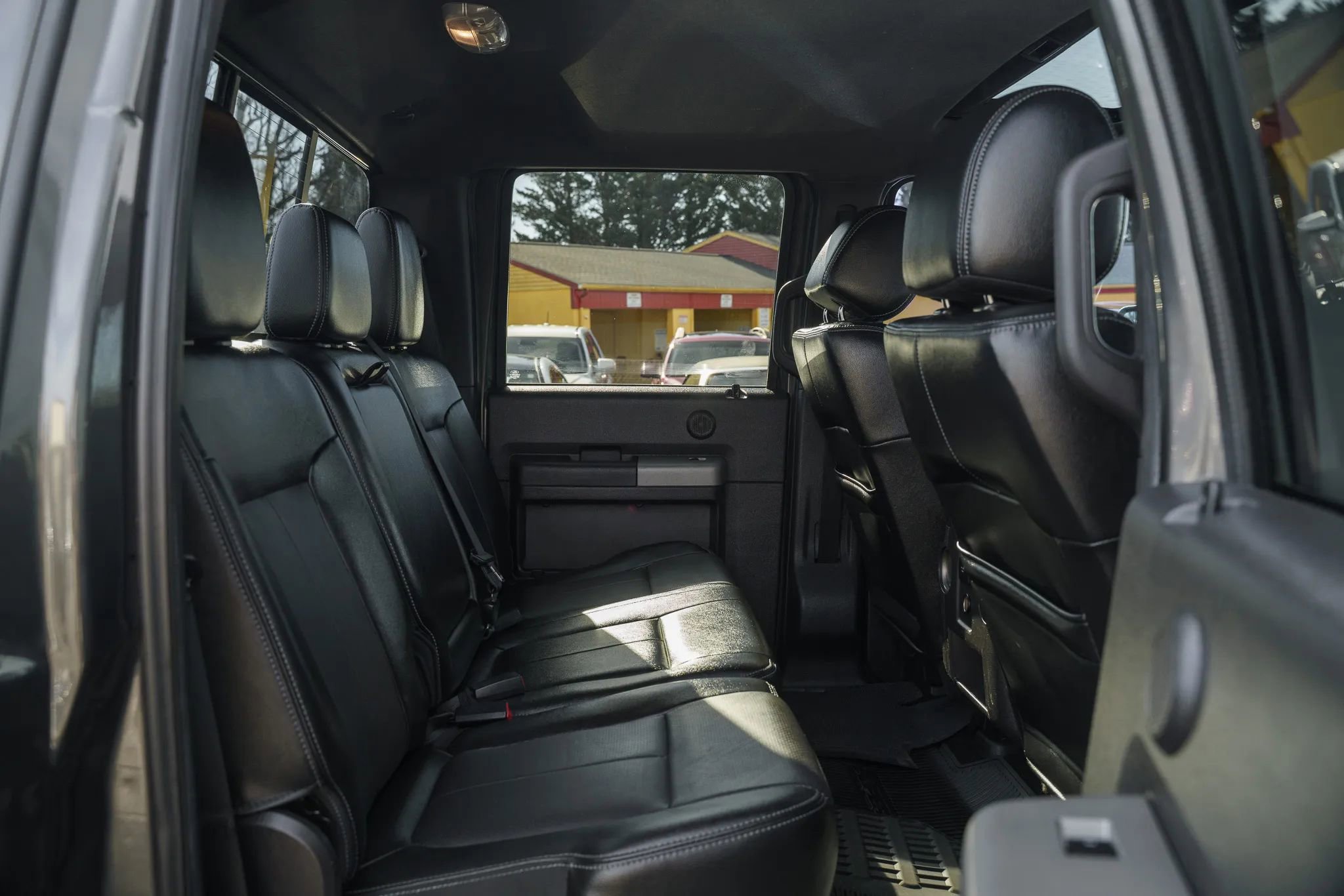 Used 2016 Ford F250 Lariat w/ Lariat Ultimate Package image 11