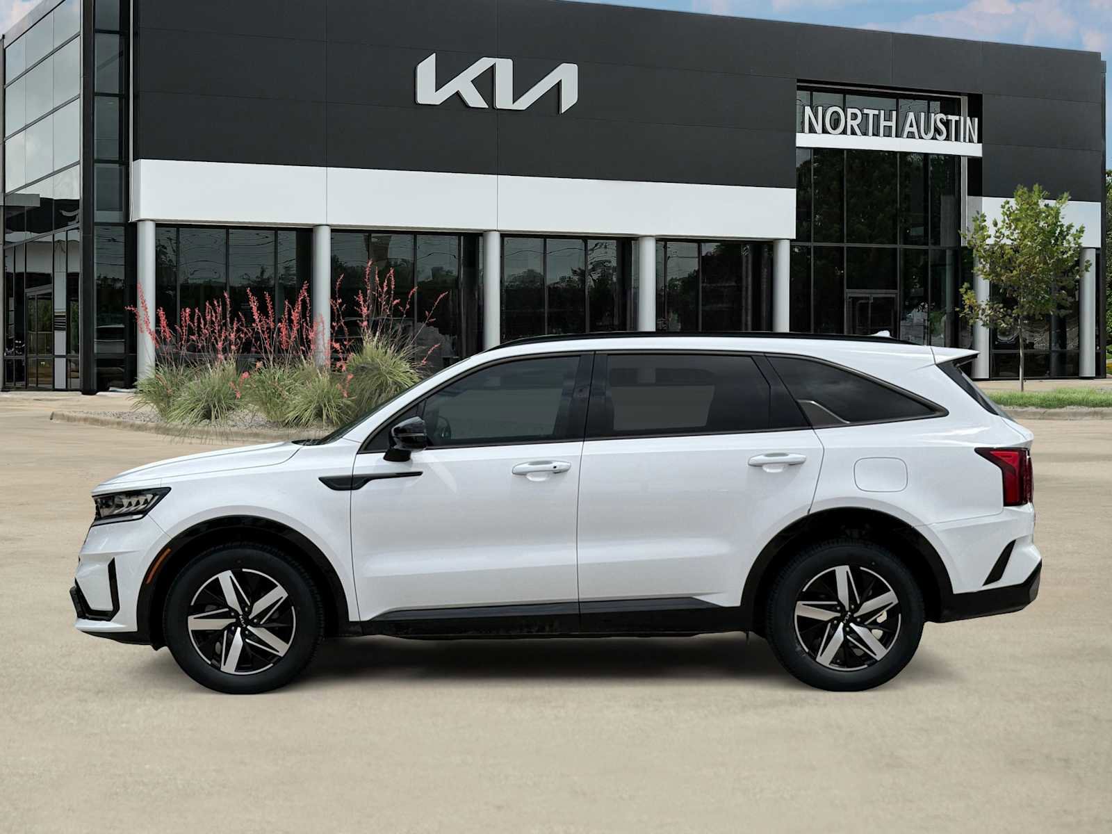 Certified 2023 Kia Sorento S FWD image 4