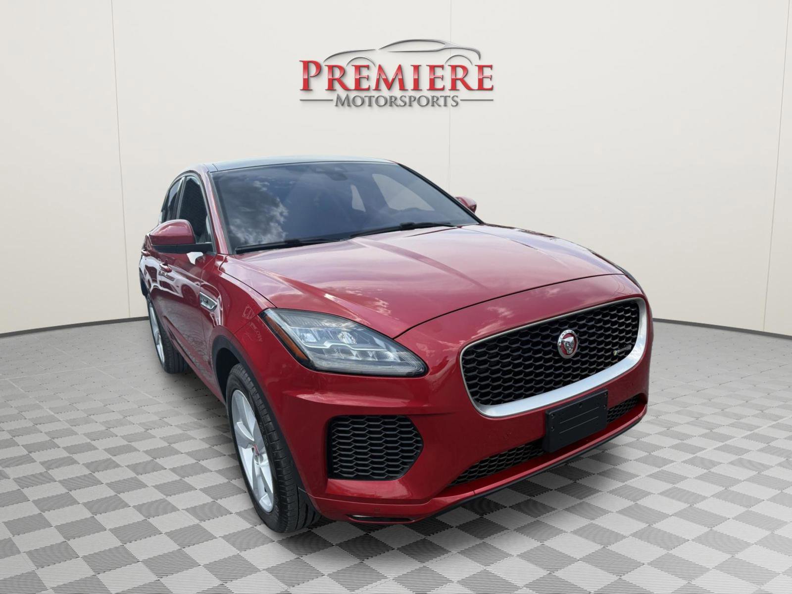 Used 2019 Jaguar E-PACE R-Dynamic SE image 10