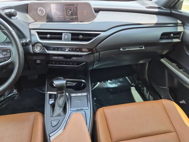 Used 2021 Lexus UX 200 w/ Premium Package FWD image 18