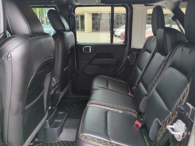 Used 2021 Jeep Wrangler Unlimited Sahara AWD/4WD image 13
