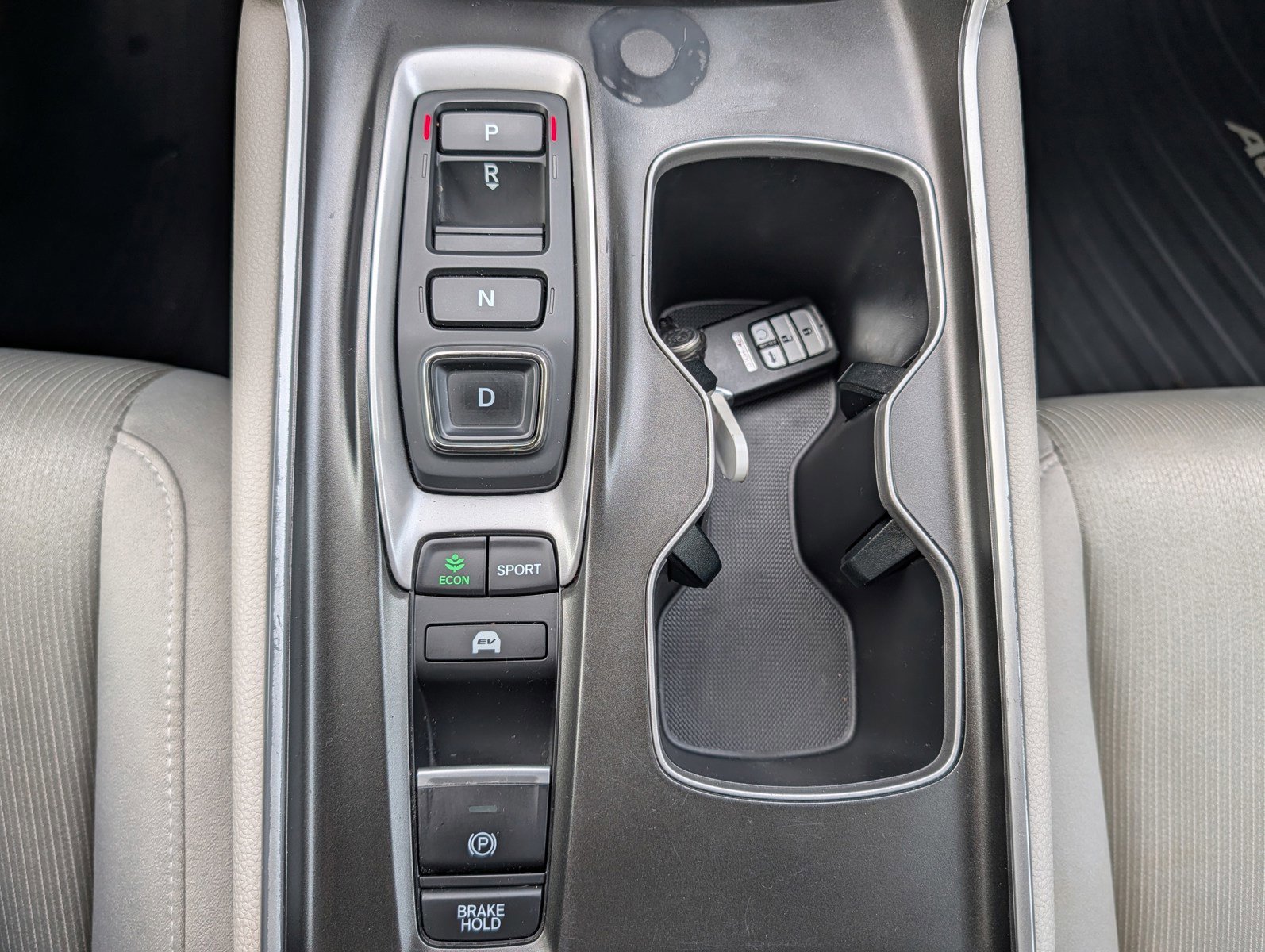 Used 2020 Honda Accord EX image 25