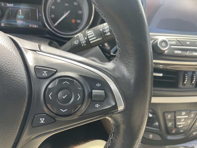 Used 2020 Buick Envision Essence w/ Experience Buick Package AWD/4WD image 32