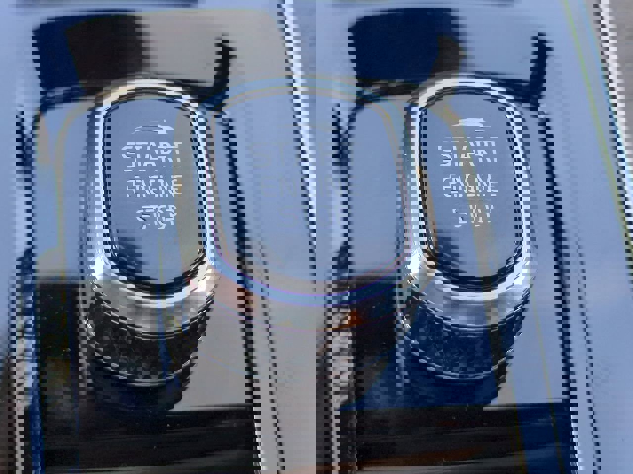 New 2026 Volvo XC90 B6 Plus w/ Protection Package Premier image 27