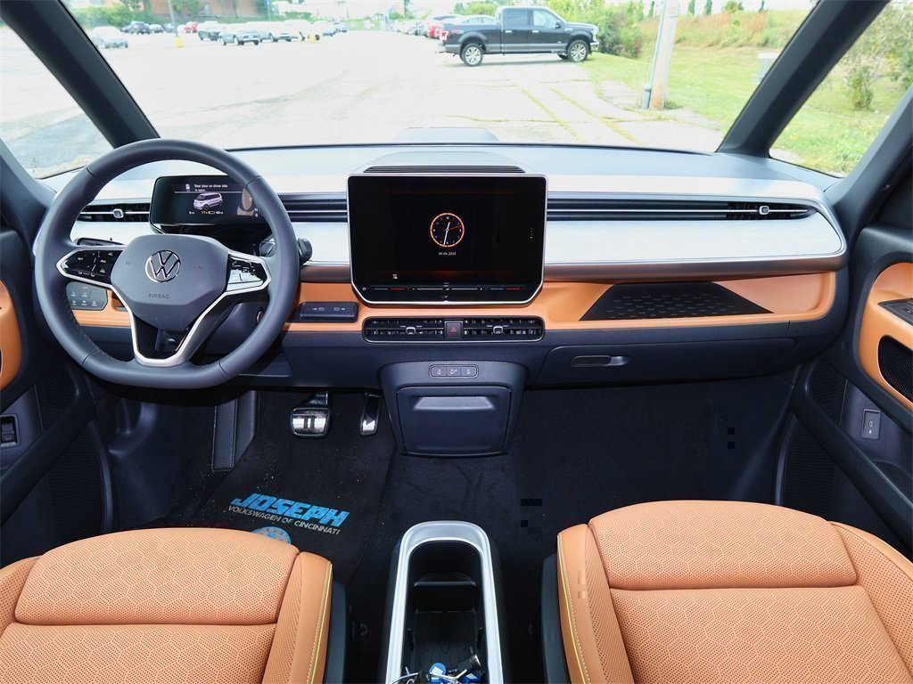 New 2025 Volkswagen ID. Buzz Pro S Plus image 18