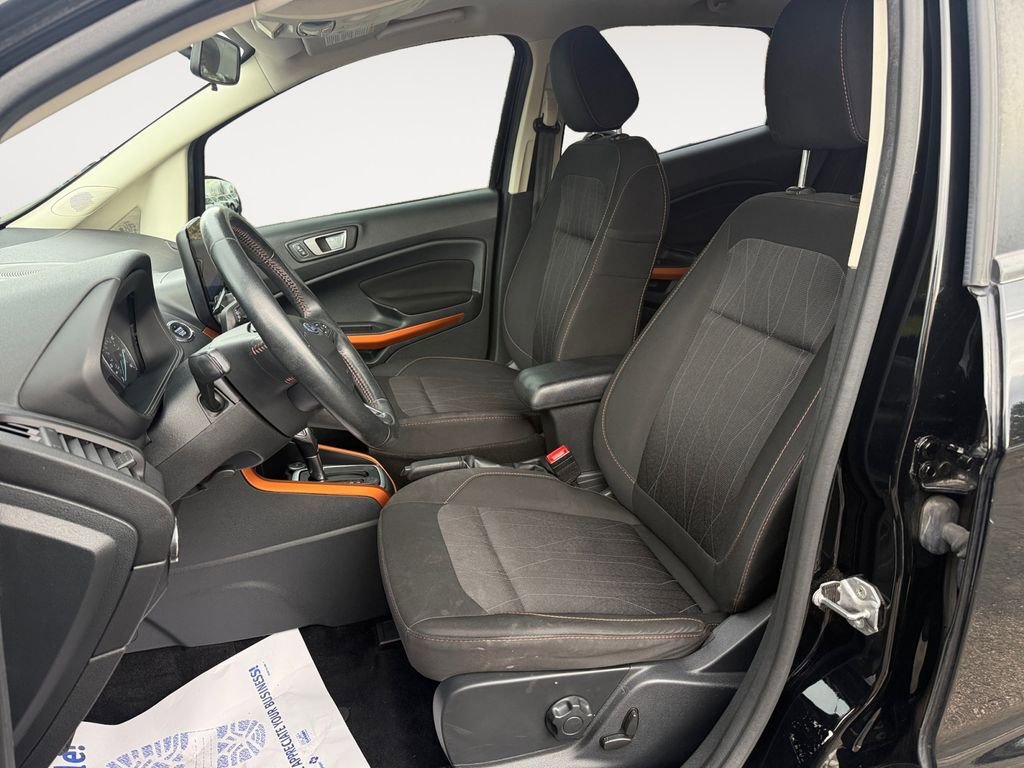 Used 2021 Ford EcoSport SE w/ SE Convenience Package image 9