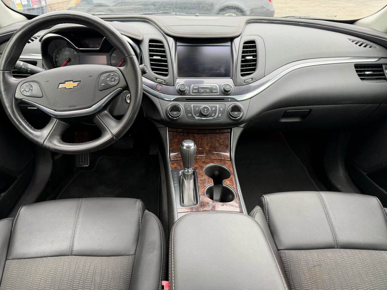 Used 2015 Chevrolet Impala LT w/ Convenience Package FWD image 21