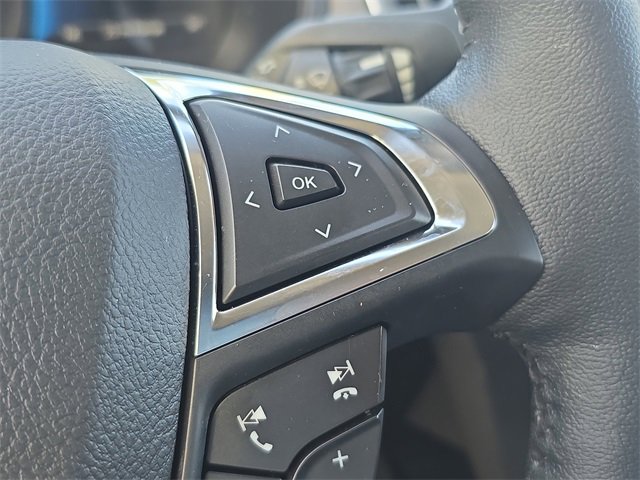 Used 2022 Ford Edge Titanium image 25