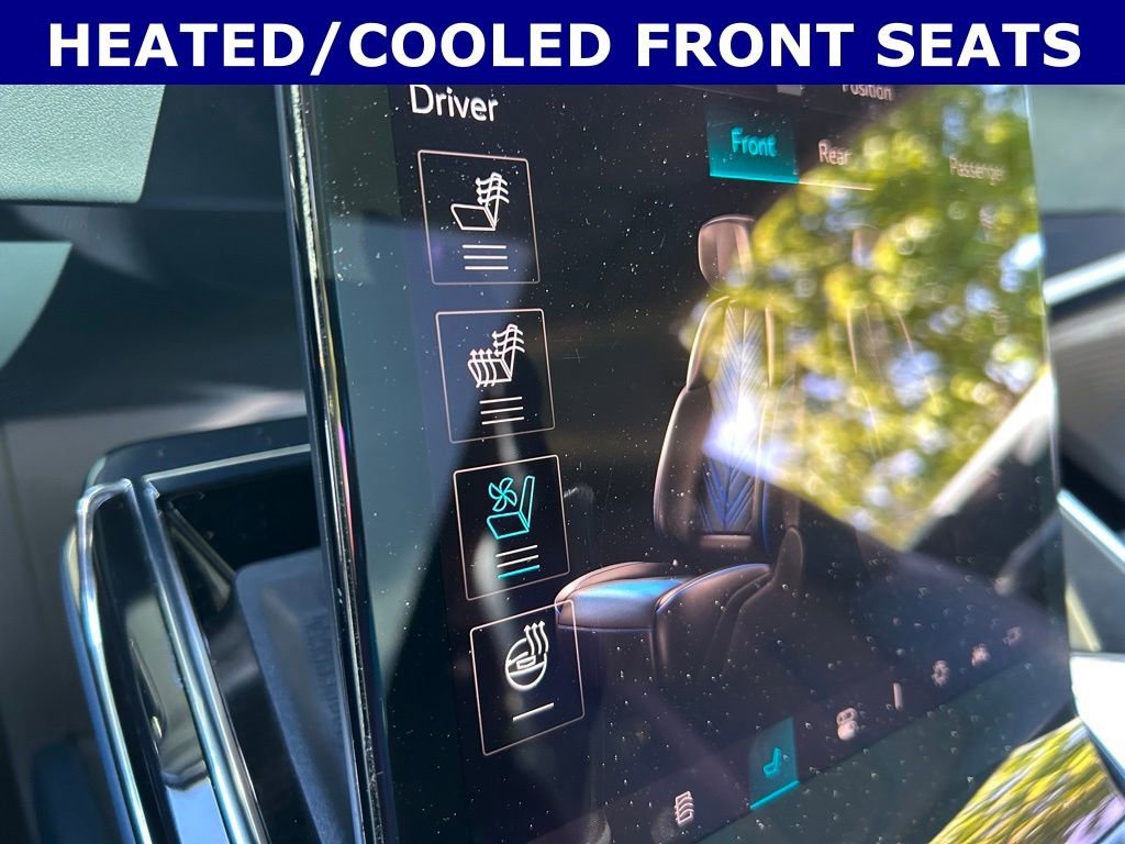 Used 2025 Cadillac Escalade IQ Luxury 2 w/ LPO, Premium Carpet Package AWD/4WD image 6