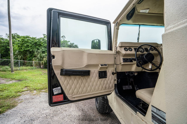 Used 2000 HUMMER H1 4-Door Wagon AWD/4WD image 39