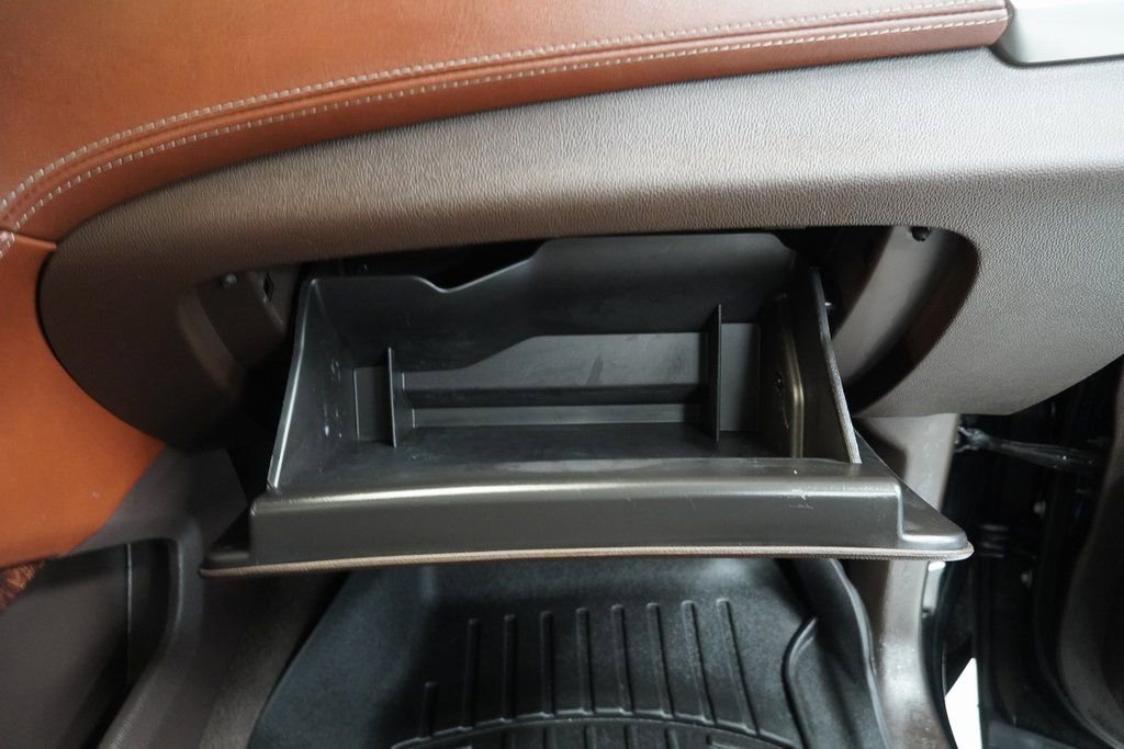 Used 2020 Chevrolet Suburban Premier image 43