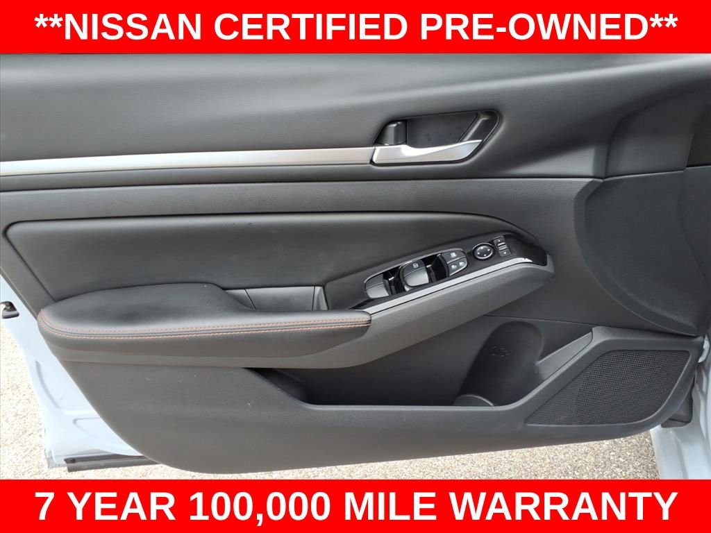 Used 2024 Nissan Altima 2.5 SR AWD/4WD image 11