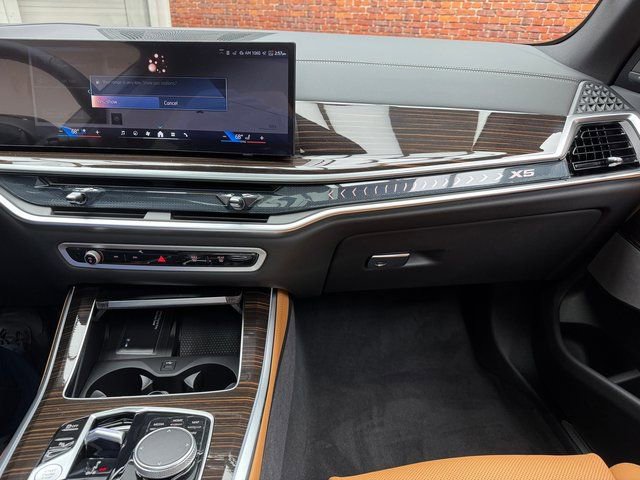 Used 2026 BMW X5 xDrive40i image 16