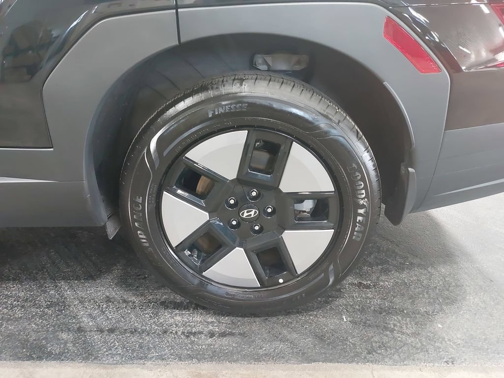 Certified 2026 Hyundai Santa Fe SE AWD/4WD image 35