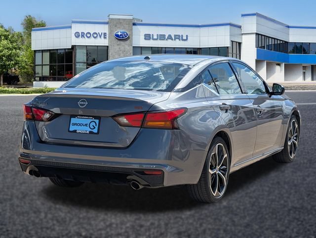 Used 2024 Nissan Altima 2.5 SR FWD image 6