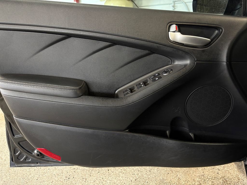 Used 2017 Kia Forte LX FWD image 10