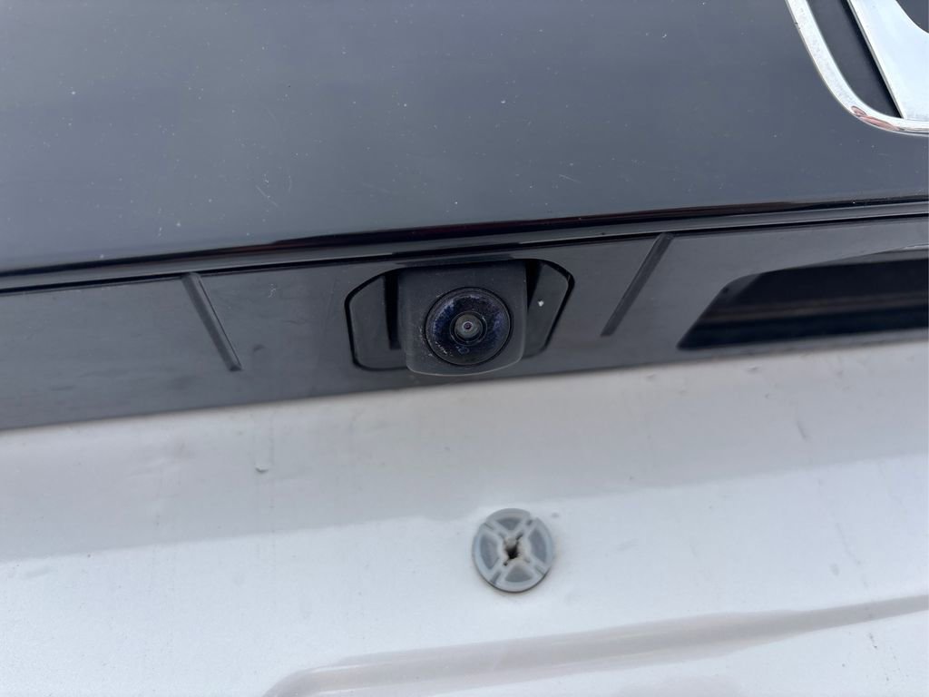 Used 2025 Honda Accord SE image 15