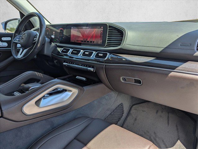 Used 2020 Mercedes-Benz GLS 450 4MATIC image 23