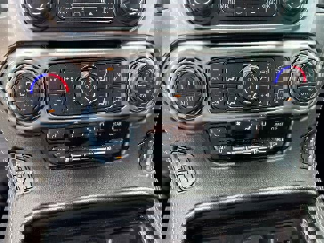 Certified 2018 Chevrolet Tahoe Premier image 11