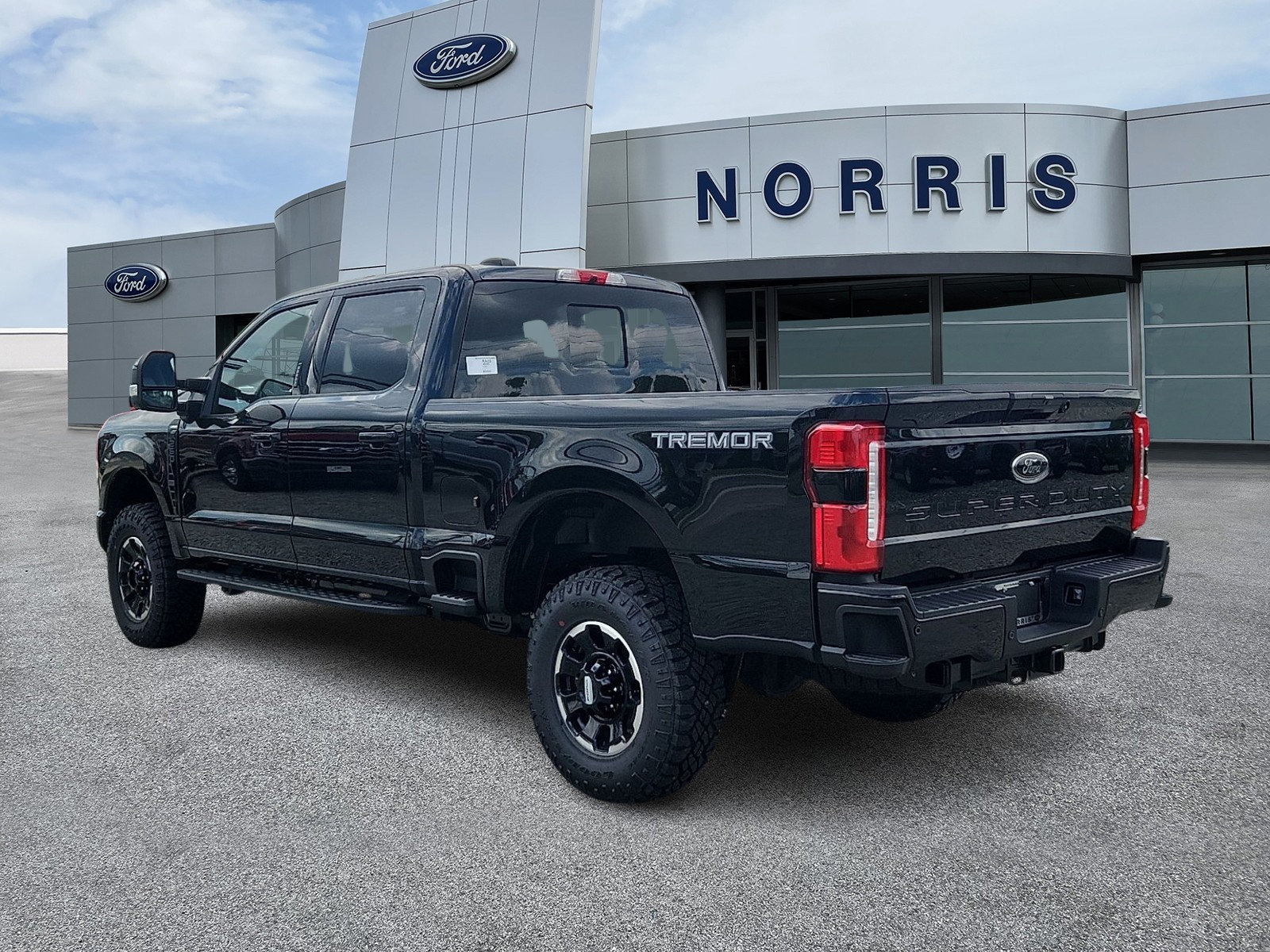 New 2026 Ford F250 Lariat w/ Tremor Off-Road Package AWD/4WD image 3