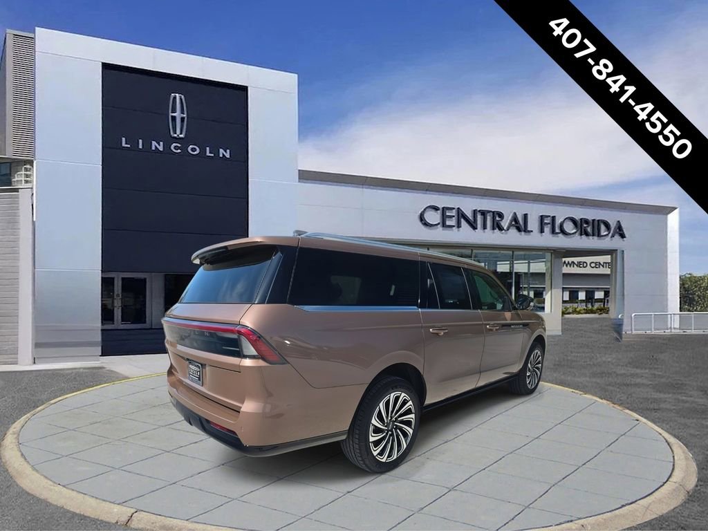 New 2026 Lincoln Navigator L Black Label AWD/4WD image 3