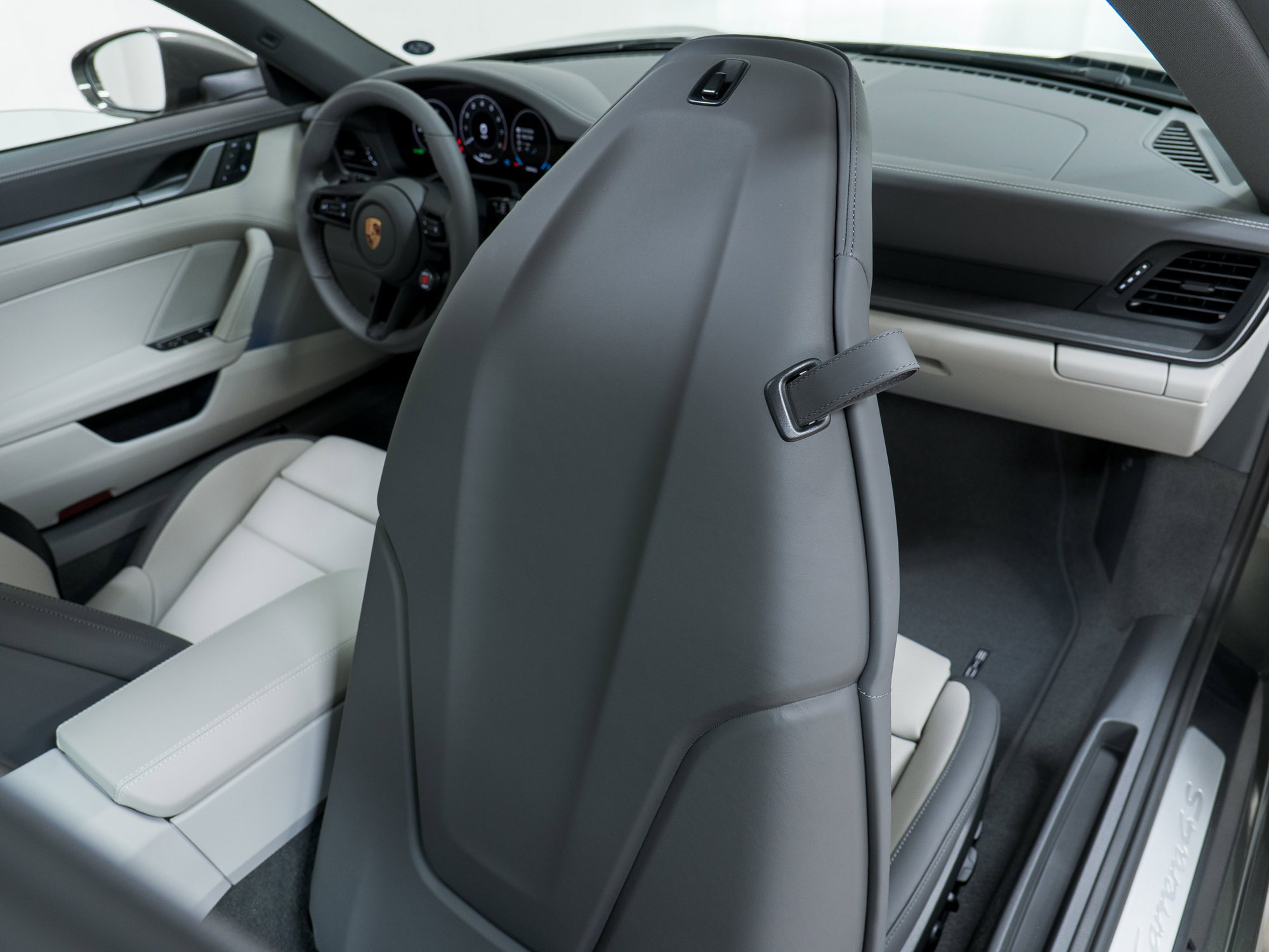 New 2026 Porsche 911 Carrera 4S image 29