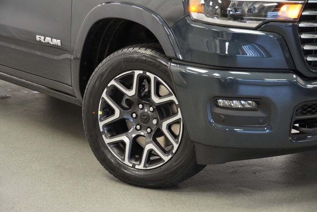New 2027 RAM 1500 Laramie w/ Laramie Preferred Package AWD/4WD image 4