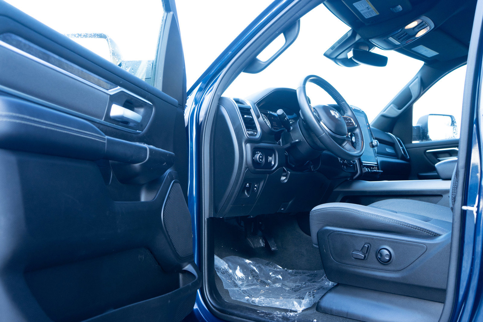 Used 2024 RAM 1500 Big Horn image 13