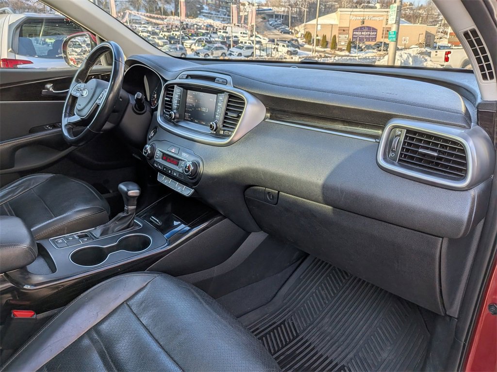 Used 2019 Kia Sorento EX image 27