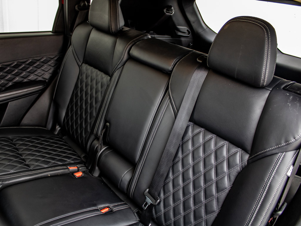 Used 2024 Mitsubishi Outlander SEL image 21