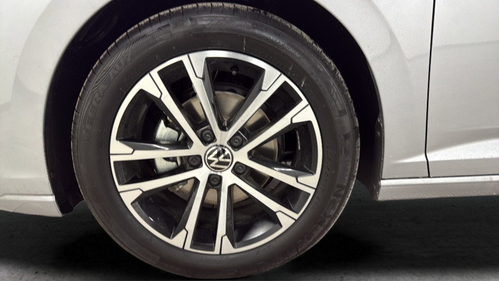 New 2026 Volkswagen Jetta Sport FWD image 34