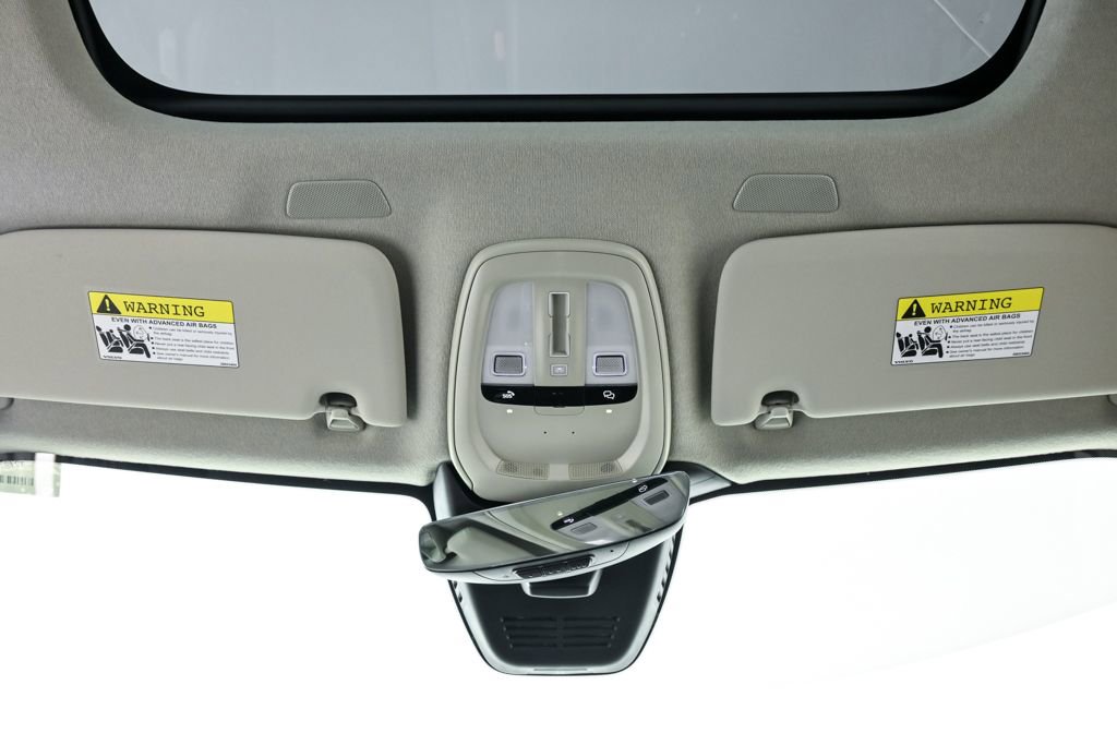 New 2026 Volvo XC40 B4 Plus w/ Protection Package Premier image 18