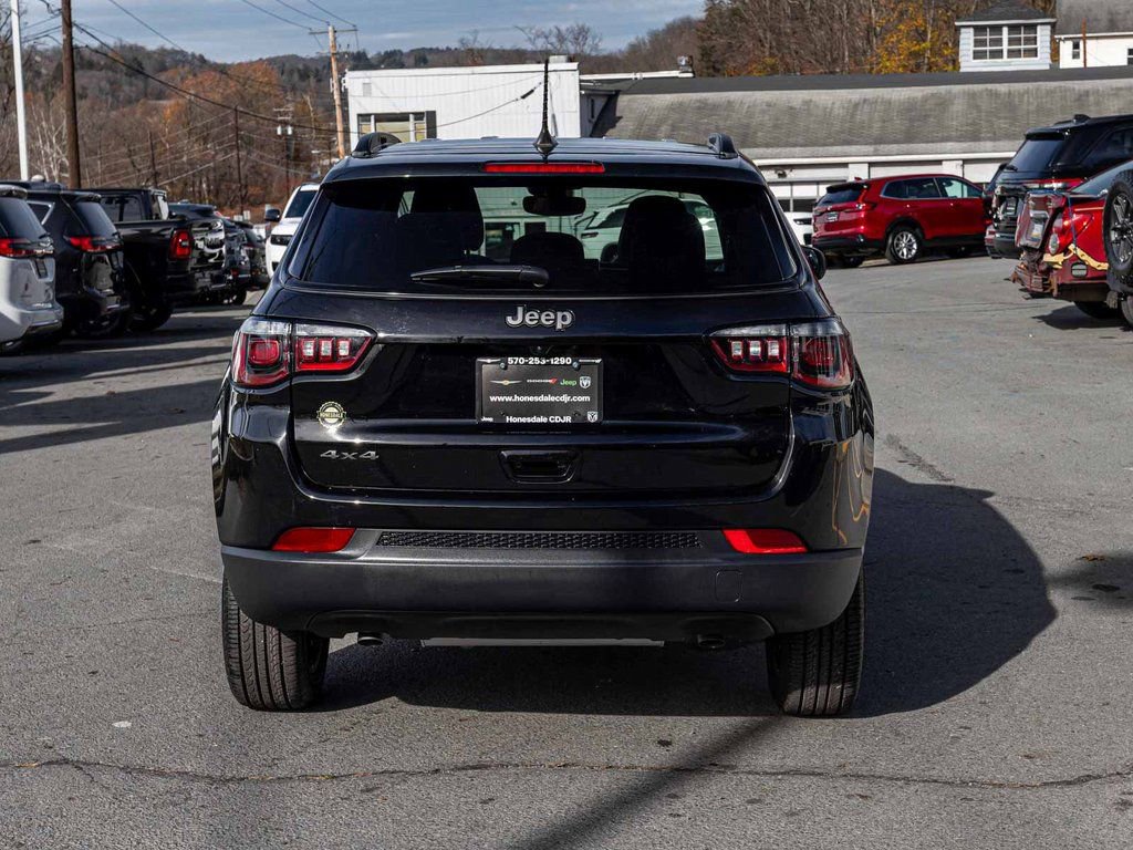 New 2026 Jeep Compass Latitude image 5