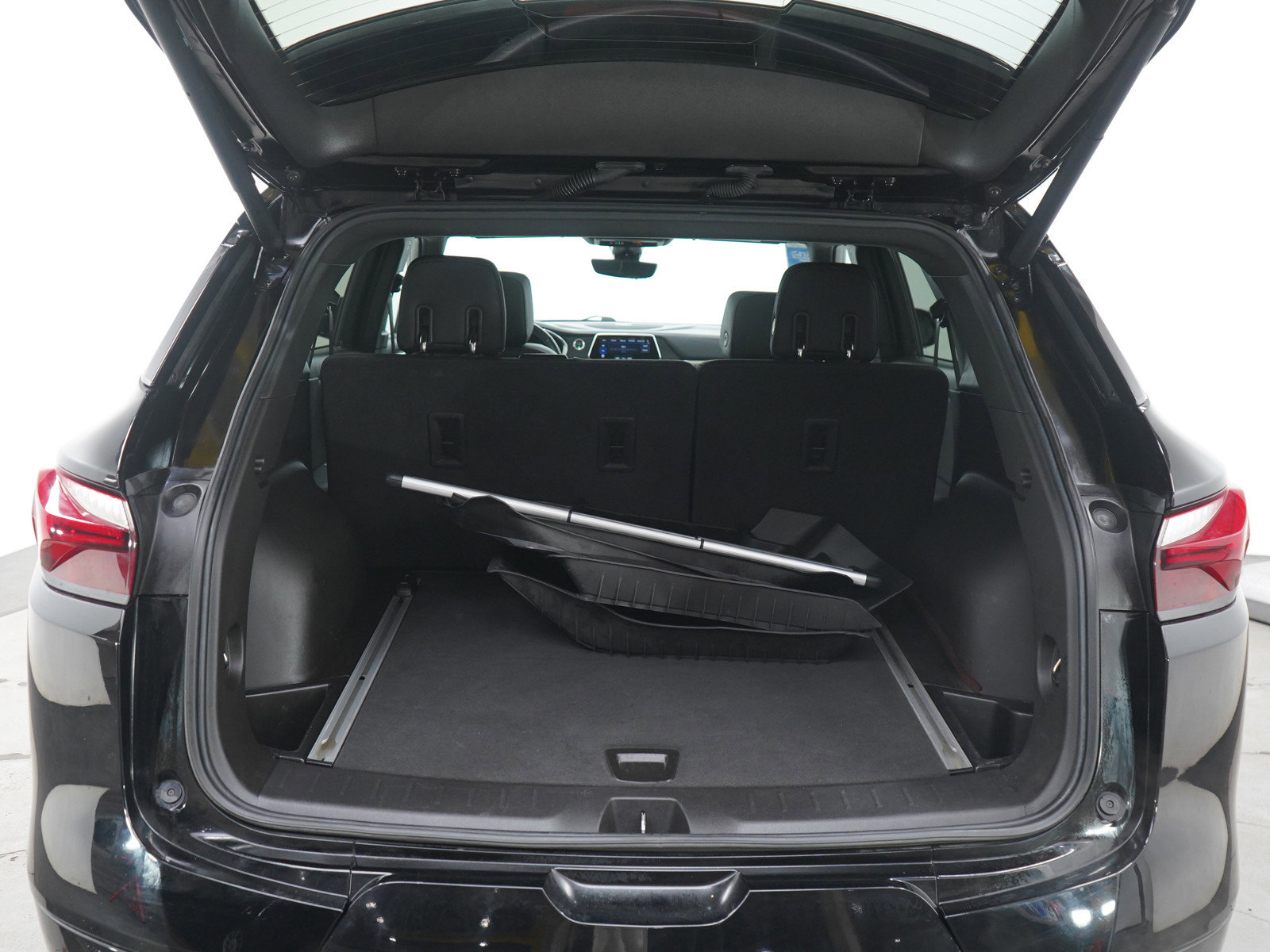 Used 2020 Chevrolet Blazer Premier w/ Driver Confidence II Package image 16