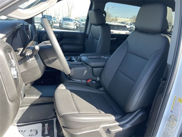 New 2024 GMC Sierra 2500 Pro w/ Convenience Package image 7