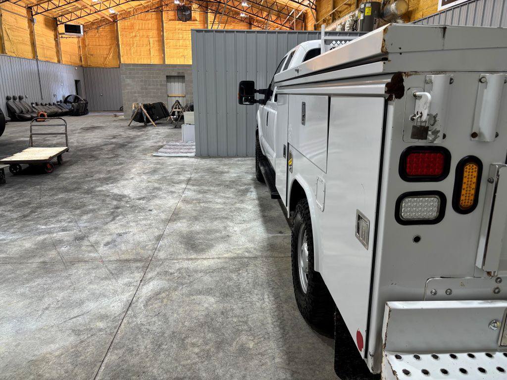 Used 2016 Ford F350 XL w/ Power Equipment Group AWD/4WD image 9