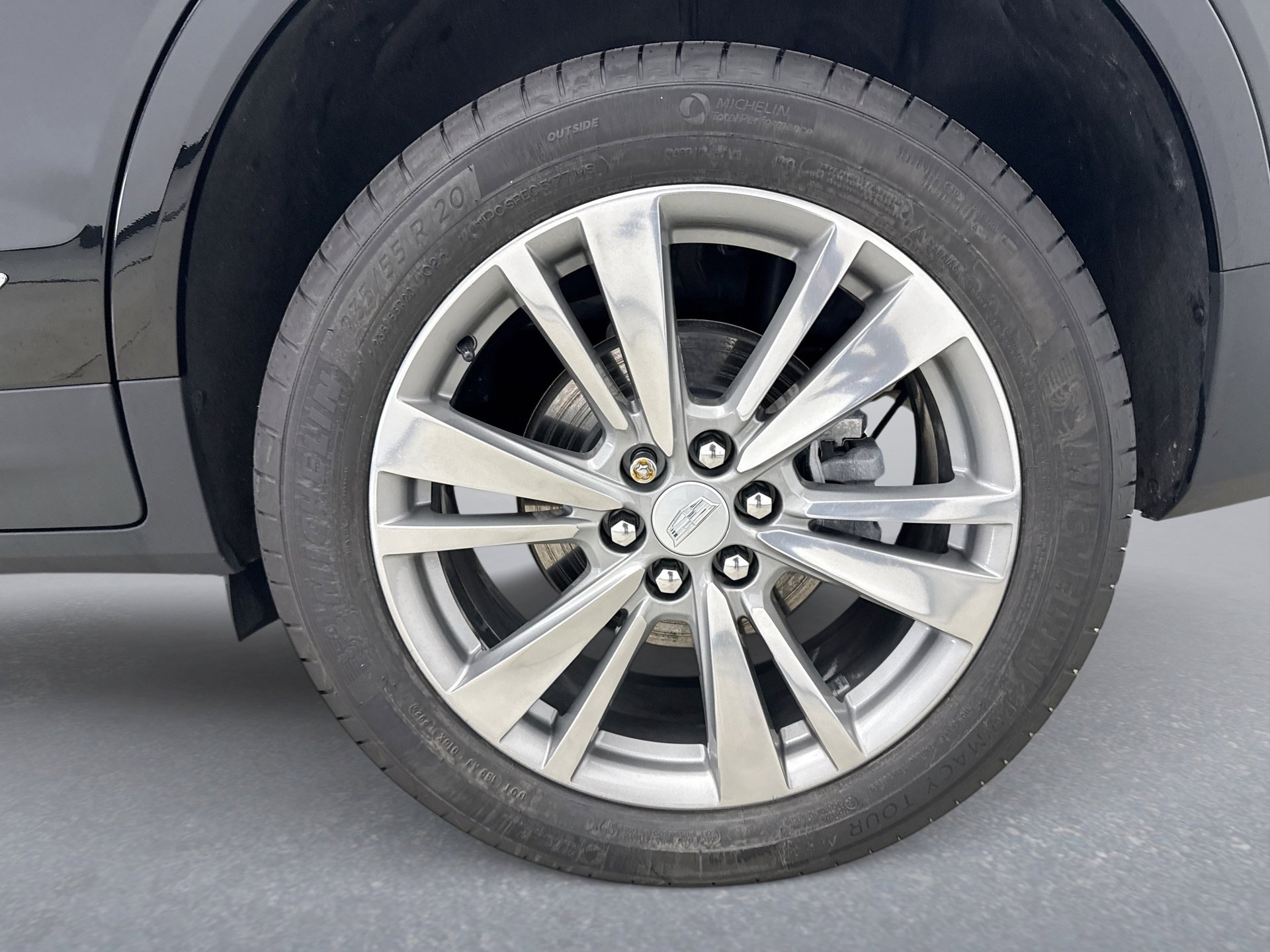 Used 2025 Cadillac XT5 Premium Luxury image 22