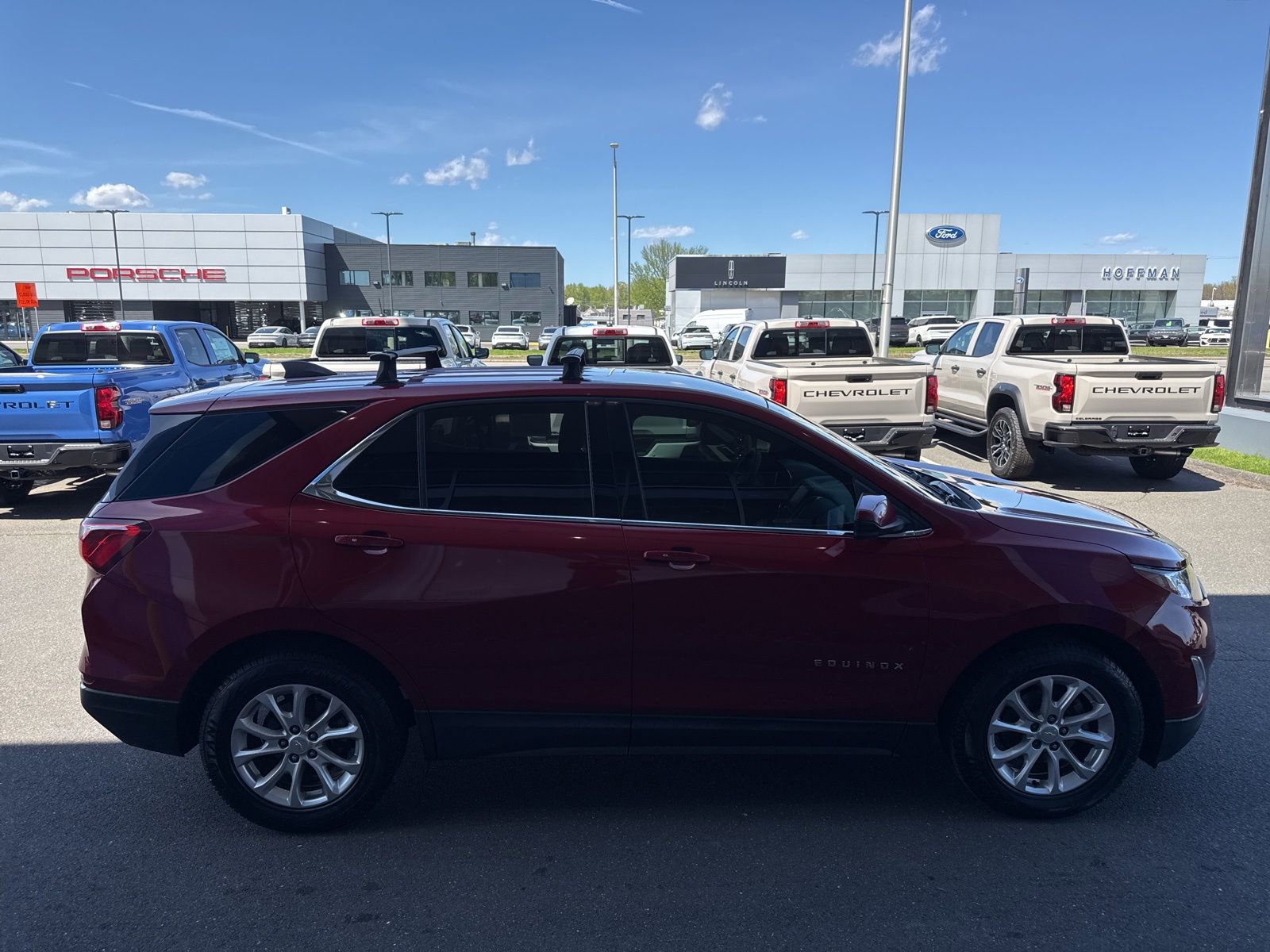 Used 2018 Chevrolet Equinox LT FWD image 5