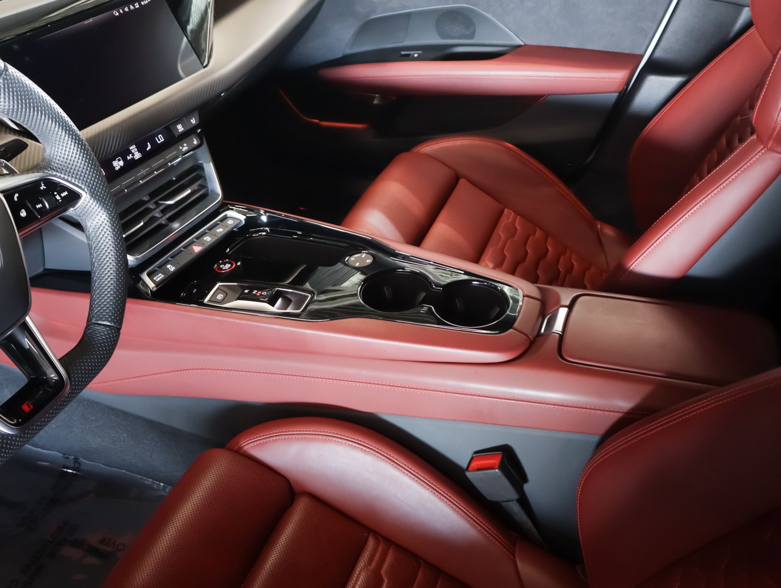 Used 2024 Audi RS e-tron GT image 20