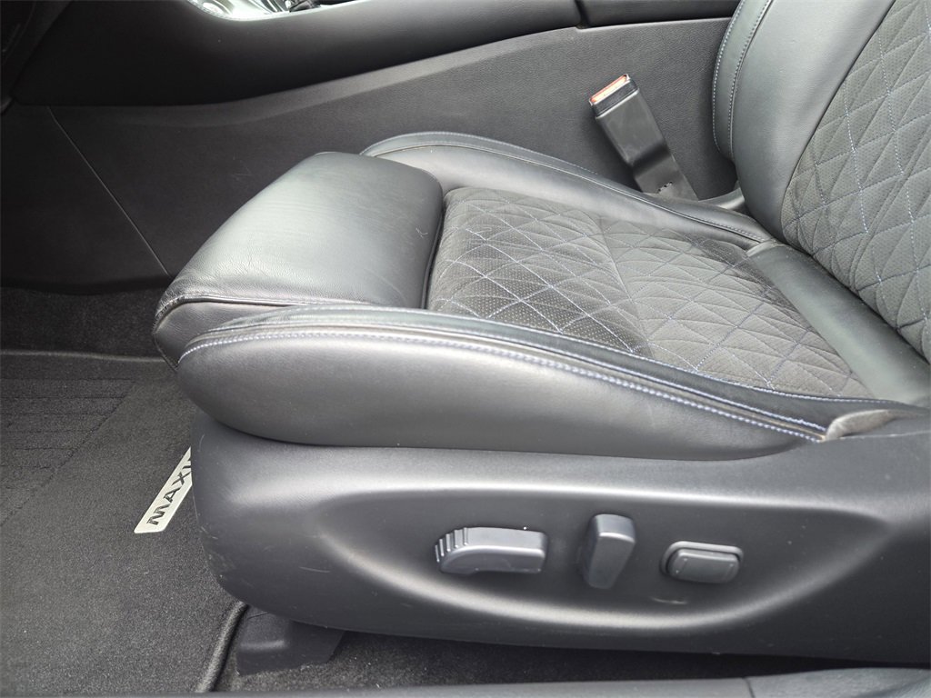Used 2018 Nissan Maxima SR image 25