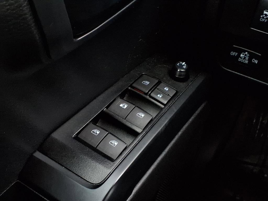 Used 2022 Toyota Tacoma SR5 image 18