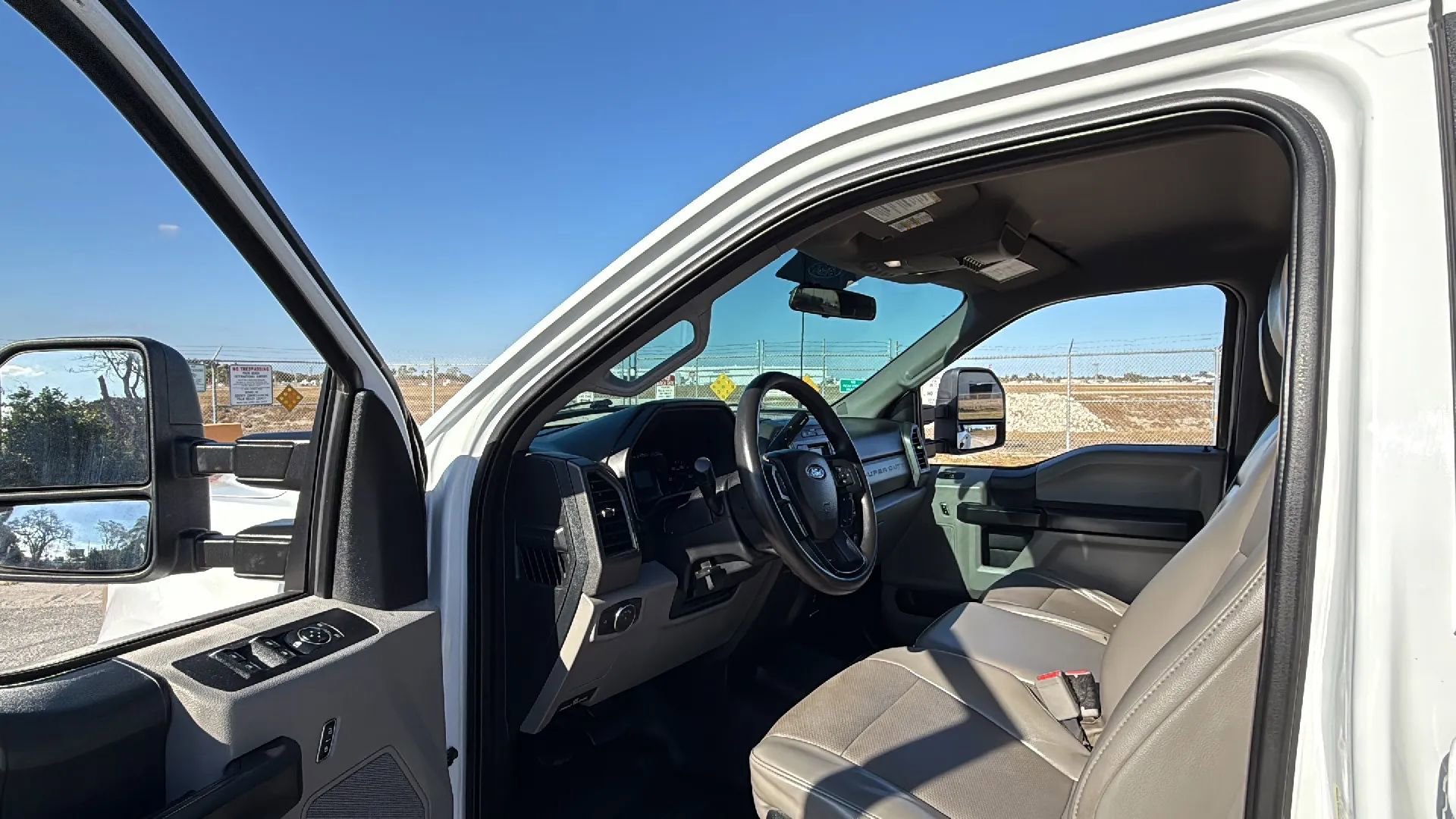 Used 2017 Ford F350 XL w/ Power Equipment Group image 10