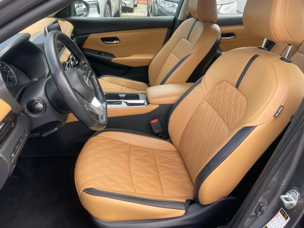 Certified 2023 Nissan Sentra SV w/ SV Premium Package FWD image 7