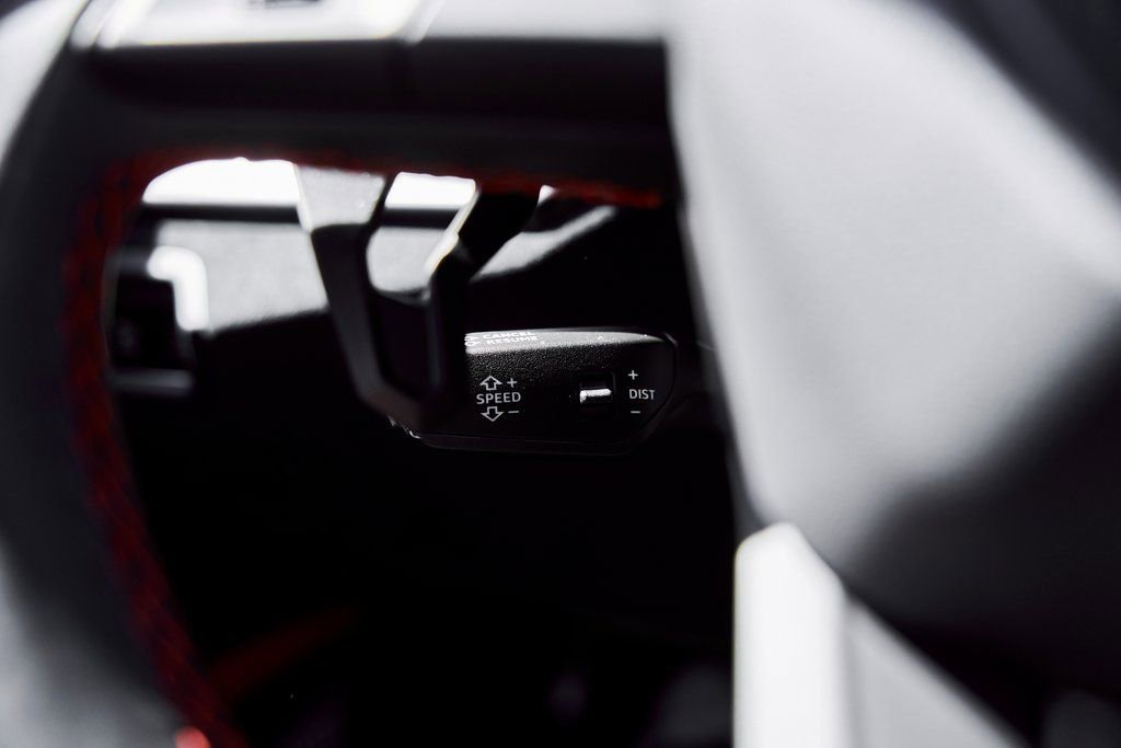 Used 2024 Lamborghini Urus Performante image 74