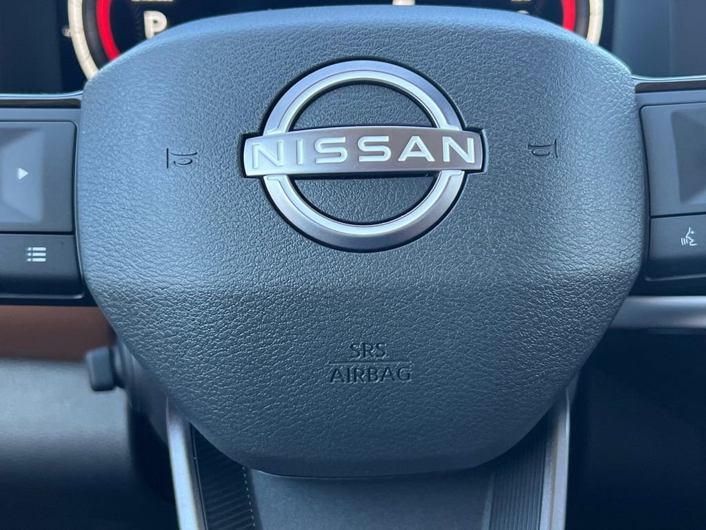 New 2026 Nissan Pathfinder Platinum image 5