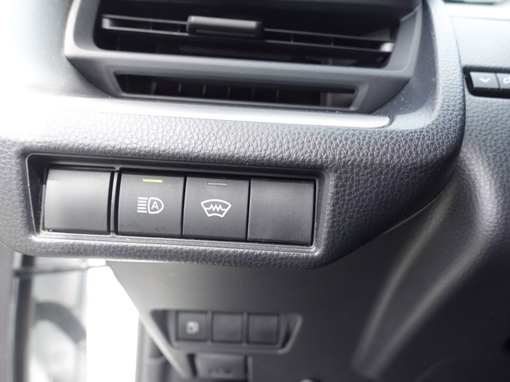 Used 2023 Toyota Prius LE image 16