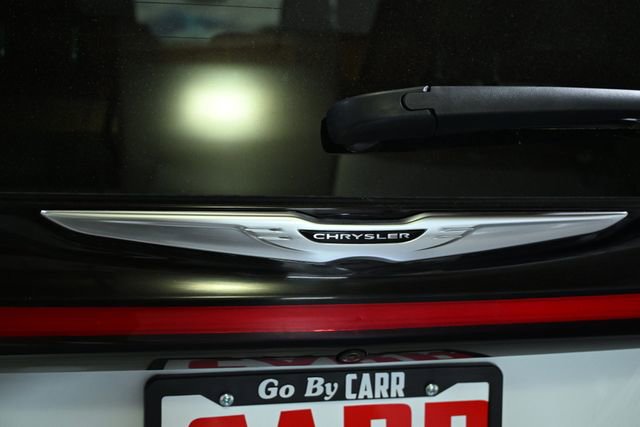 Used 2024 Chrysler Pacifica Limited FWD image 11