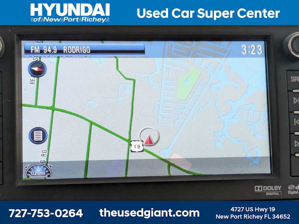 Used 2013 GMC Yukon XL Denali RWD image 31