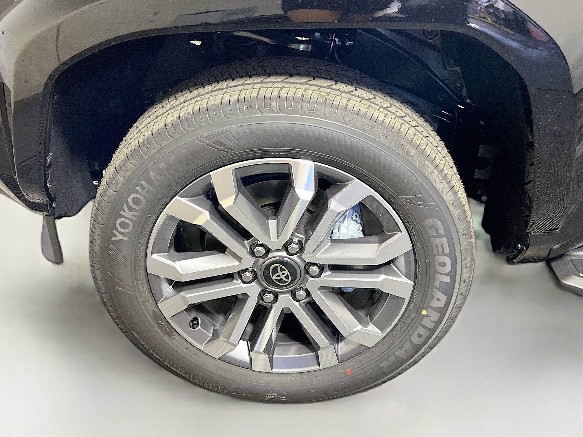 New 2026 Toyota 4Runner Limited AWD/4WD image 13