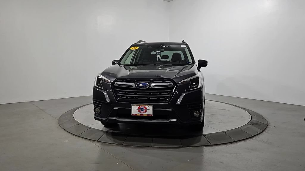 Used 2022 Subaru Forester Limited AWD/4WD image 9